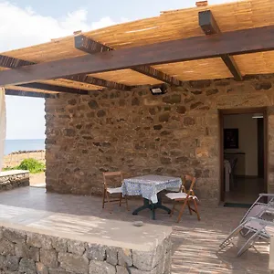  Casa vacanze Dammusu Di Turì